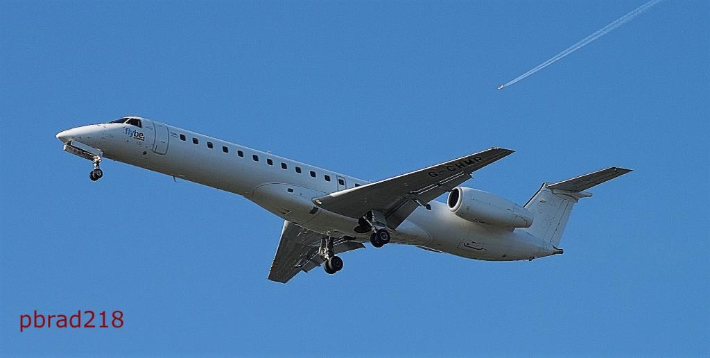 Photo of aircraft G-CHMR operated by Eastern Airways