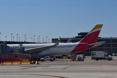 Photo of aircraft EC-LZJ operated by Iberia