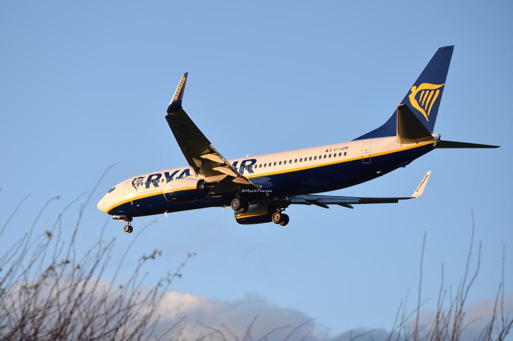Photo of aircraft EI-GDM operated by Ryanair