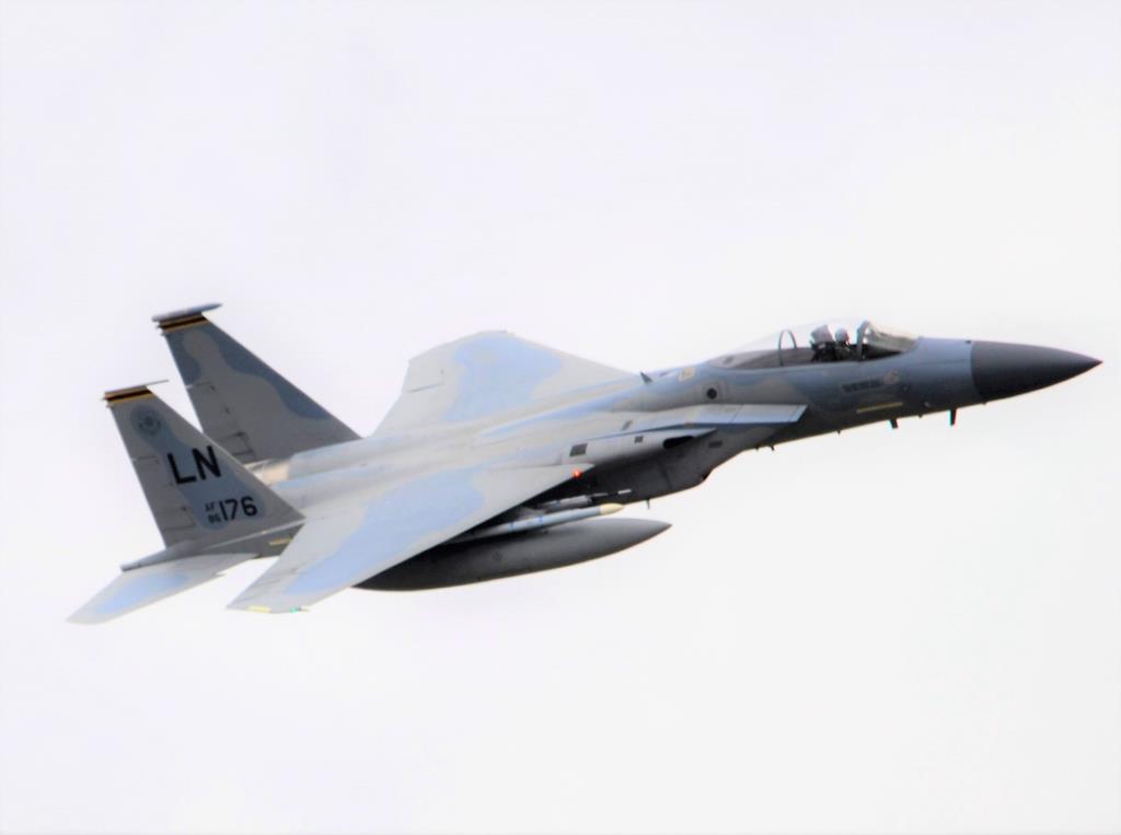 Photo of aircraft 86-0176 operated by United States Air Force