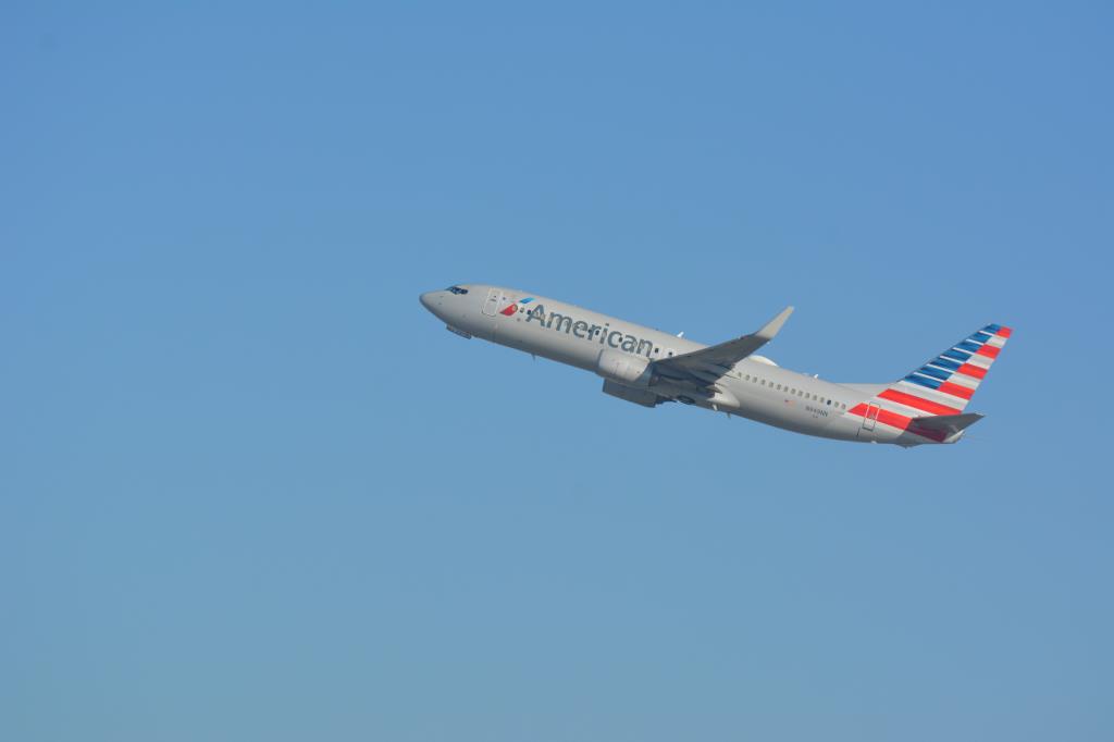 Photo of aircraft N949NN operated by American Airlines