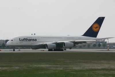 Image of aircraft registration D-AIMH - A A380-841 operated by Lufthansa