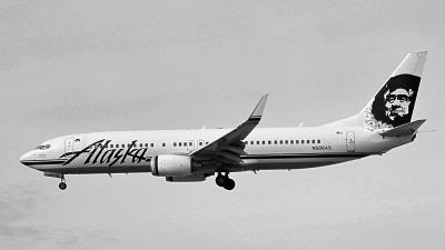 Image of aircraft registration N586AS - A 737-890(WL) operated by Alaska Airlines