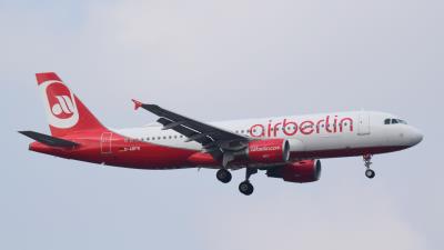 Photo of aircraft D-ABFN operated by Air Berlin