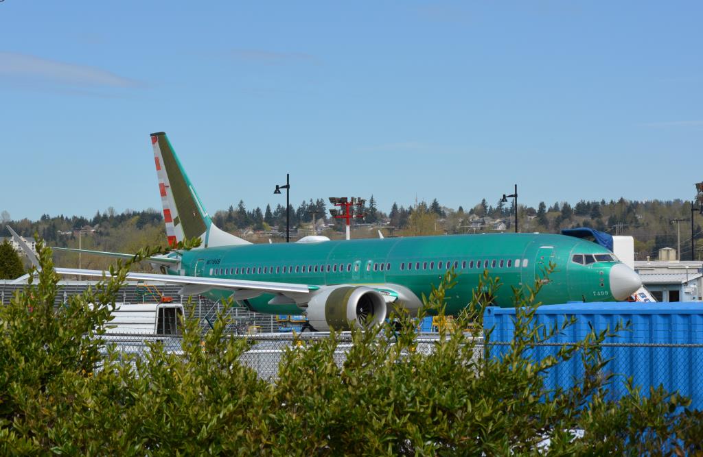 Photo of aircraft N318SF operated by American Airlines