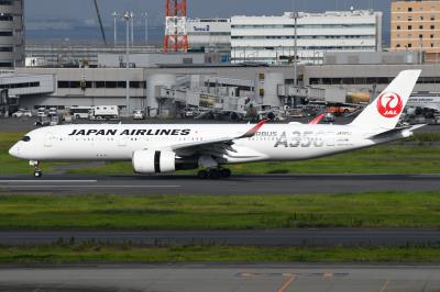 Photo of aircraft JA02XJ operated by Japan Airlines