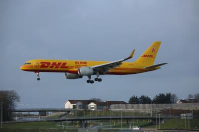 Image of aircraft registration G-DHKO - A 757-223(WL) operated by DHL Air