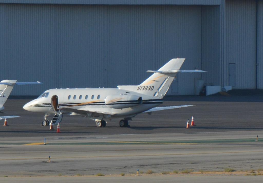 Photo of aircraft N1989D operated by Hensel Phelps Construction Company