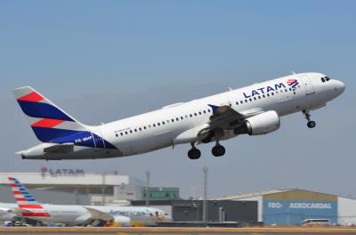 Photo of aircraft PR-MHP operated by LATAM Airlines Brasil