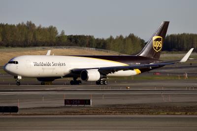 Photo of aircraft N307UP operated by United Parcel Service (UPS)