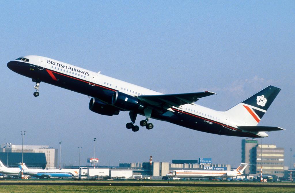 Photo of aircraft G-BIKV operated by British Airways