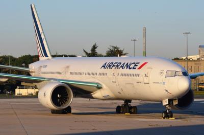 Image of aircraft registration F-GSPD - A 777-228(ER) operated by Air France