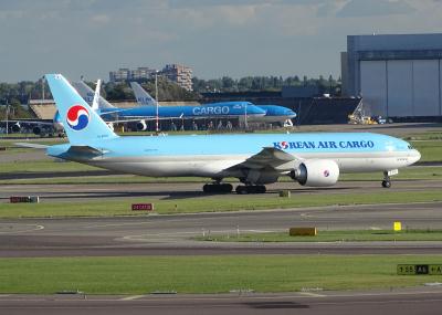 Photo of aircraft HL8075 operated by Korean Air Lines