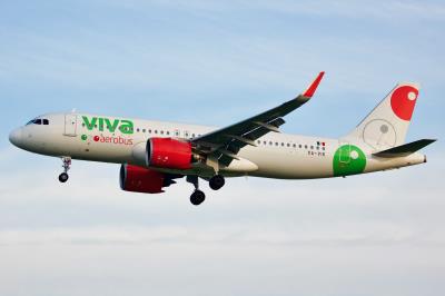 Photo of aircraft XA-VIK operated by Viva Aerobus
