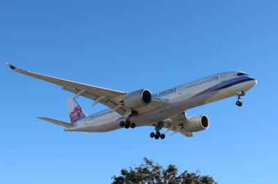 Photo of aircraft B-18907 operated by China Airlines