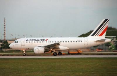 Image of aircraft registration F-GRHK - A A319-111 operated by Air France
