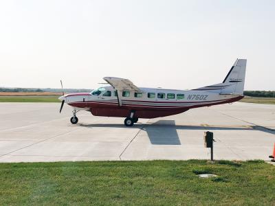 Photo of aircraft N750Z operated by Ozinga Aviation Inc
