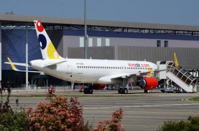Photo of aircraft HK-5308 operated by Viva Air Colombia