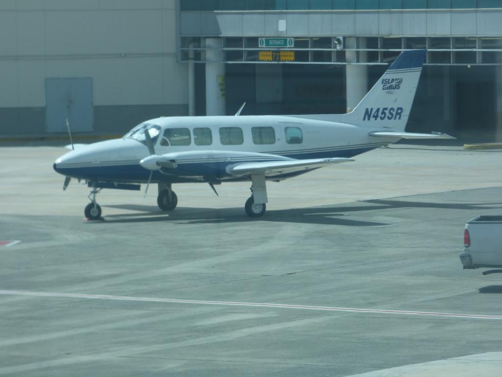 Photo of aircraft N45SR operated by Welch Aviation Inc