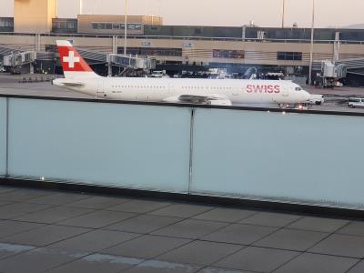 Photo of aircraft HB-IOC operated by Swiss