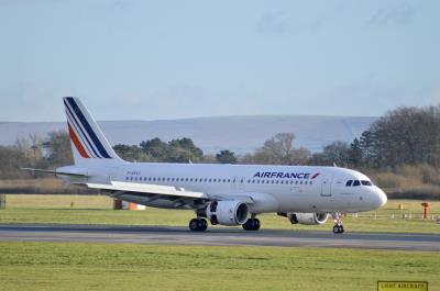 Image of aircraft registration F-GKXO - A A320-214 operated by Air France