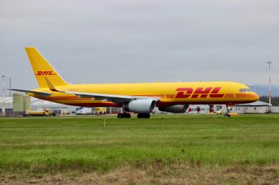 Photo of aircraft OE-LNJ operated by DHL Air Austria