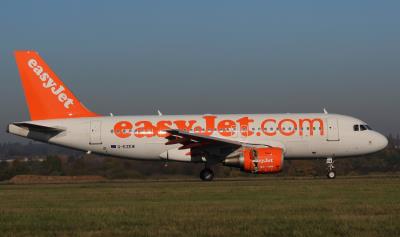 Photo of aircraft G-EZEW operated by easyJet