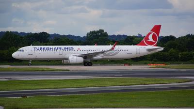 Photo of aircraft TC-JSR operated by Turkish Airlines