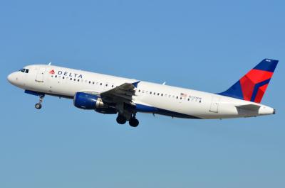 Photo of aircraft N330NW operated by Delta Air Lines