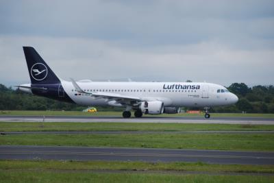 Photo of aircraft D-AIZX operated by Lufthansa