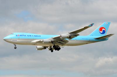 Photo of aircraft HL7602 operated by Korean Air Lines