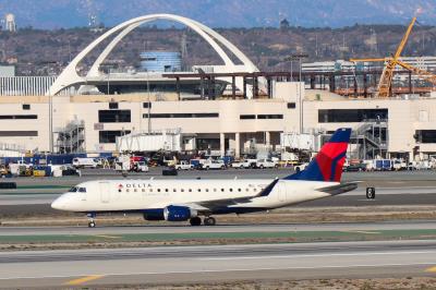 Image of aircraft registration N270SY - A ERJ-175LL (ERJ-170-200 LL) operated by Delta Connection