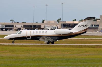 Photo of aircraft N718MV operated by Foxy Air 2009 LLC
