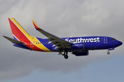 Photo of aircraft N7876A operated by Southwest Airlines