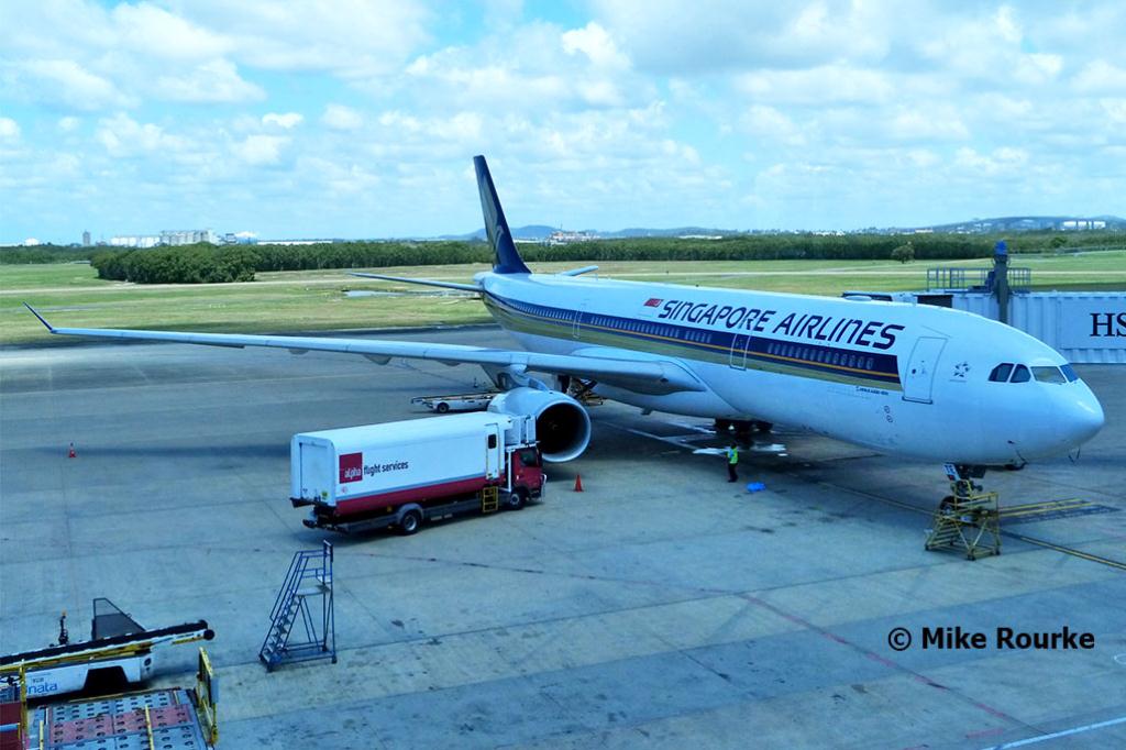Photo of aircraft 9V-STE operated by Singapore Airlines