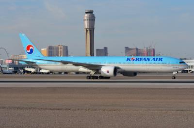 Photo of aircraft HL8250 operated by Korean Air Lines