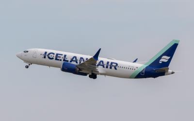 Photo of aircraft TF-ICL operated by Icelandair