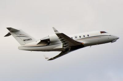 Photo of aircraft N226EC operated by Straus Management LLC