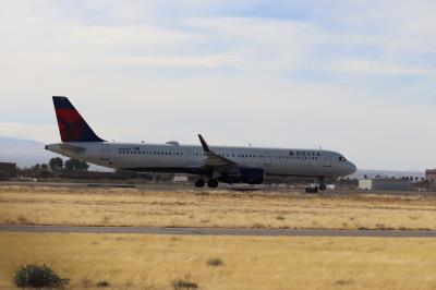 Photo of aircraft N108DN operated by Delta Air Lines