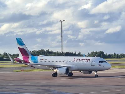 Photo of aircraft D-AEWV operated by Eurowings