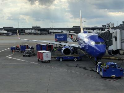 Photo of aircraft N7880D operated by Southwest Airlines