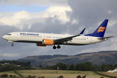 Photo of aircraft TF-ICA operated by Icelandair