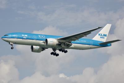 Image of aircraft registration PH-BQK - A 777-206(ER) operated by KLM Royal Dutch Airlines