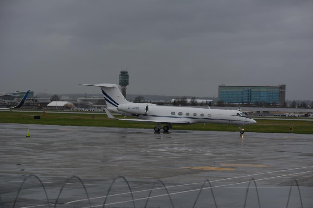 Photo of aircraft C-GUGU operated by Onni Airways Ltd