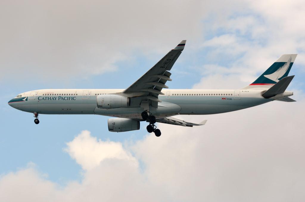 Photo of aircraft B-HLO operated by Cathay Pacific Airways