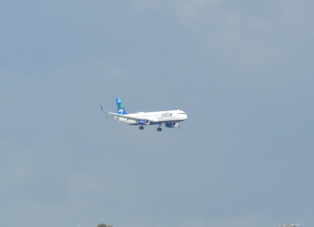 Photo of aircraft N998JE operated by JetBlue Airways