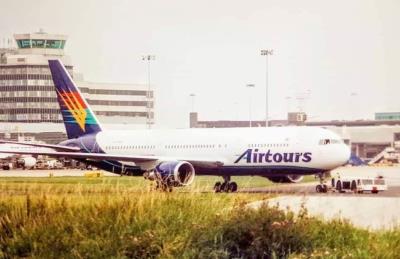 Image of aircraft registration G-DIMB - A 767-31K(ER)(WL) operated by Airtours International Airways