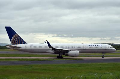 Photo of aircraft N19141 operated by United Airlines