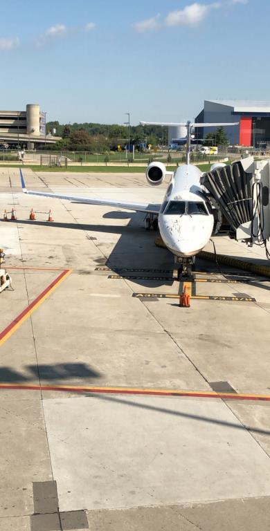 Photo of aircraft N14203 operated by ExpressJet Airlines