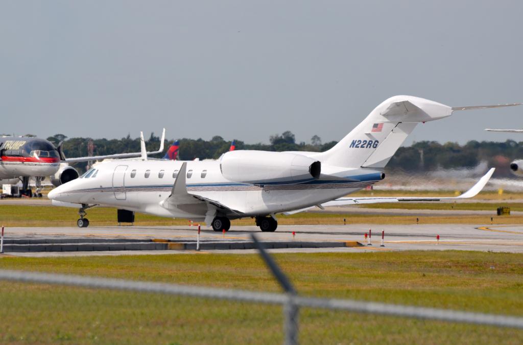 Photo of aircraft N22RG operated by Greenhill Aviation Company LLC